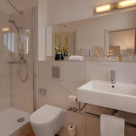 Boutiquehotel Dreesen - Godesberg 4*