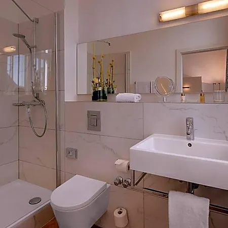 Boutiquehotel Dreesen - Godesberg Отель Бонн