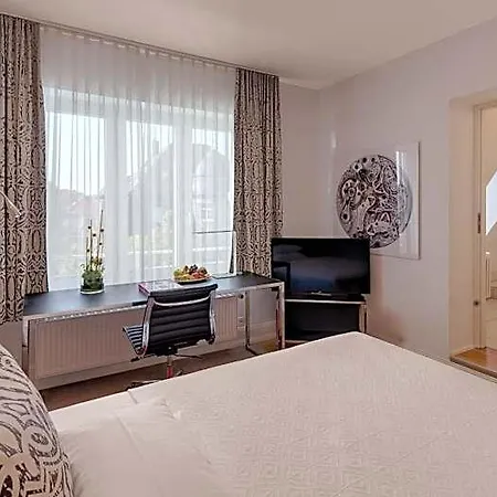 Отель Boutiquehotel Dreesen - Godesberg 4*