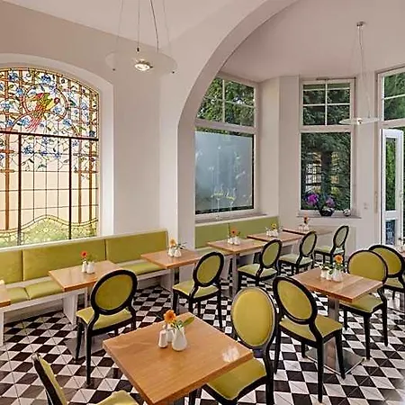 Отель Boutiquehotel Dreesen - Godesberg