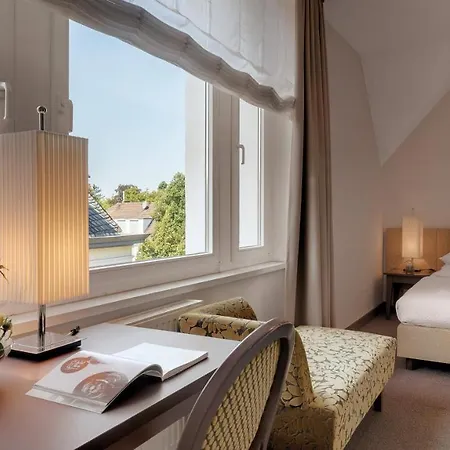 Hotell Boutiquehotel Dreesen - Villa Godesberg